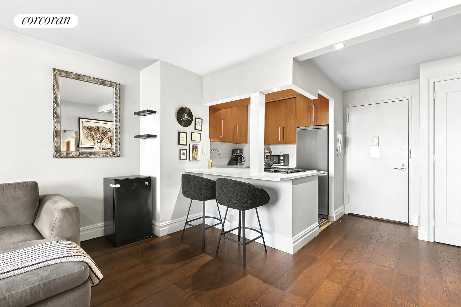 #9 photo, 301 E 79TH Street, マンハッタン Yorkville , NY 10075