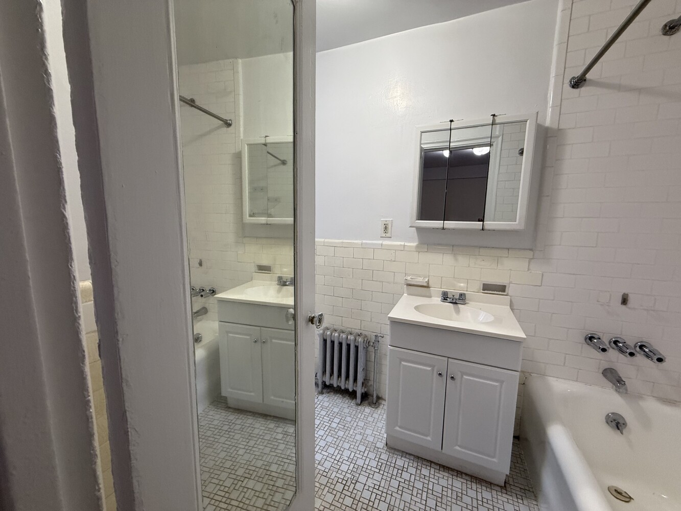 #4 photo, New York City, マンハッタン Hells Kitchen , NY 10019