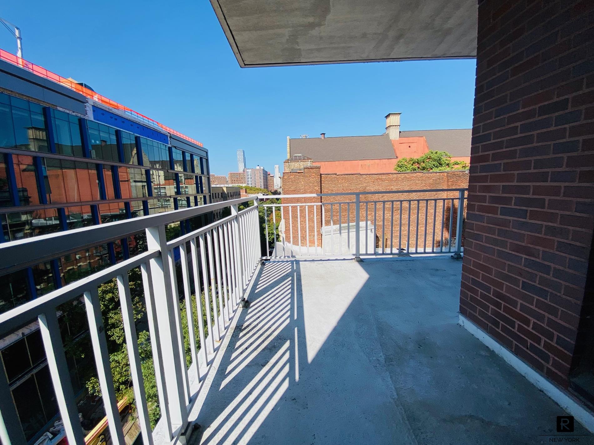 #11 photo, 353 E 104th Street, East Harlem , NY 10029