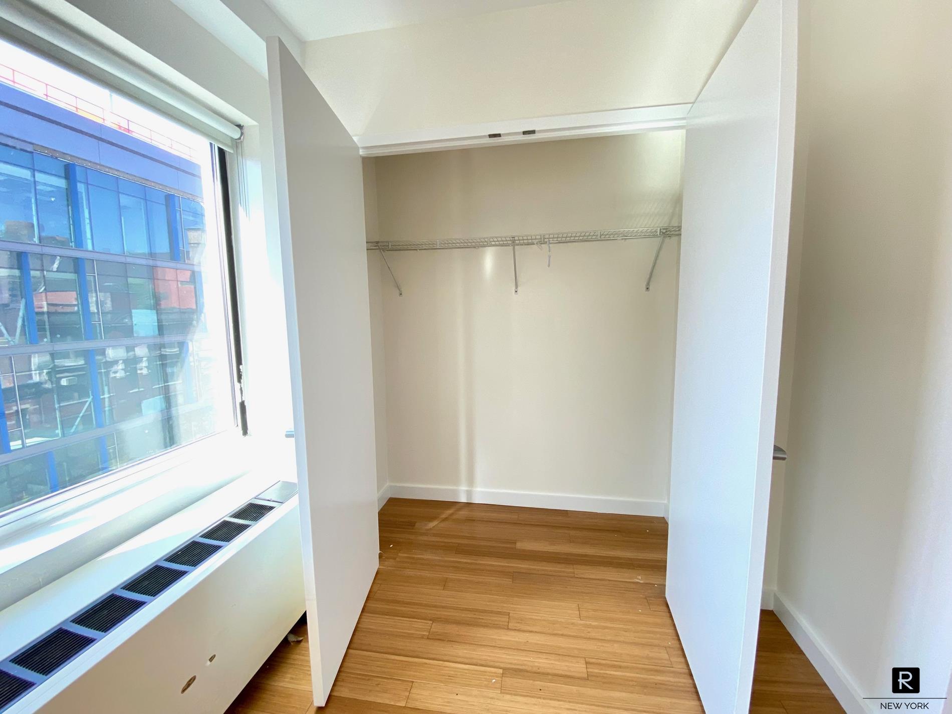 #6 photo, 353 E 104th Street, East Harlem , NY 10029