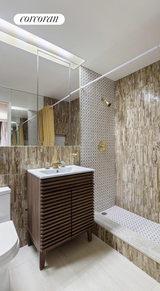 #15 photo, 900 5TH Avenue, マンハッタン Lenox Hill , NY 10021