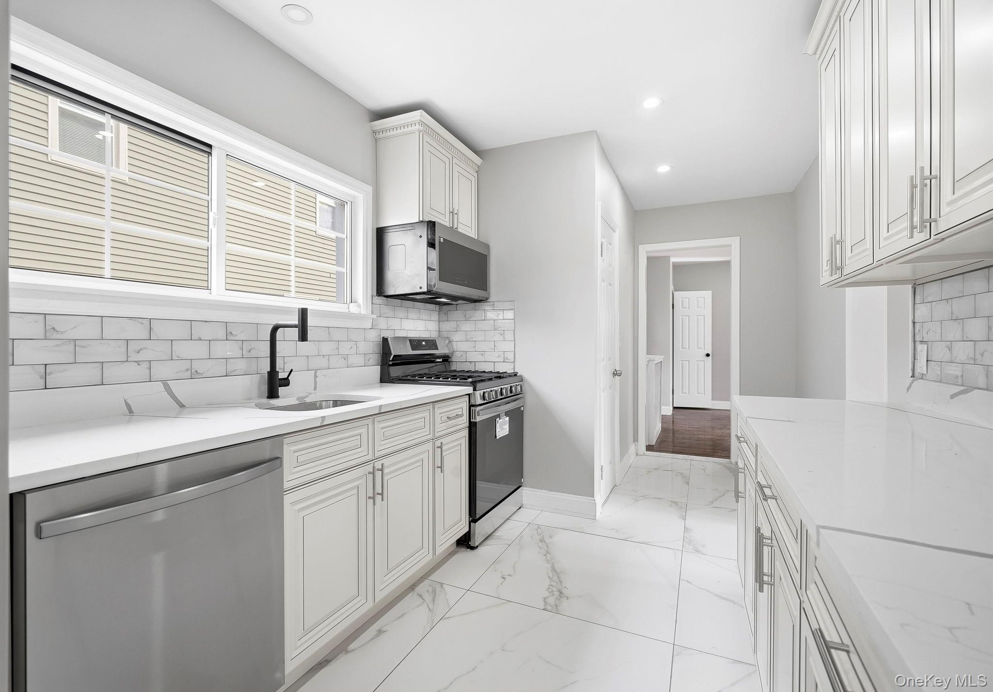 #15 photo, 103 Seminary Avenue, Yonkers , NY 10704