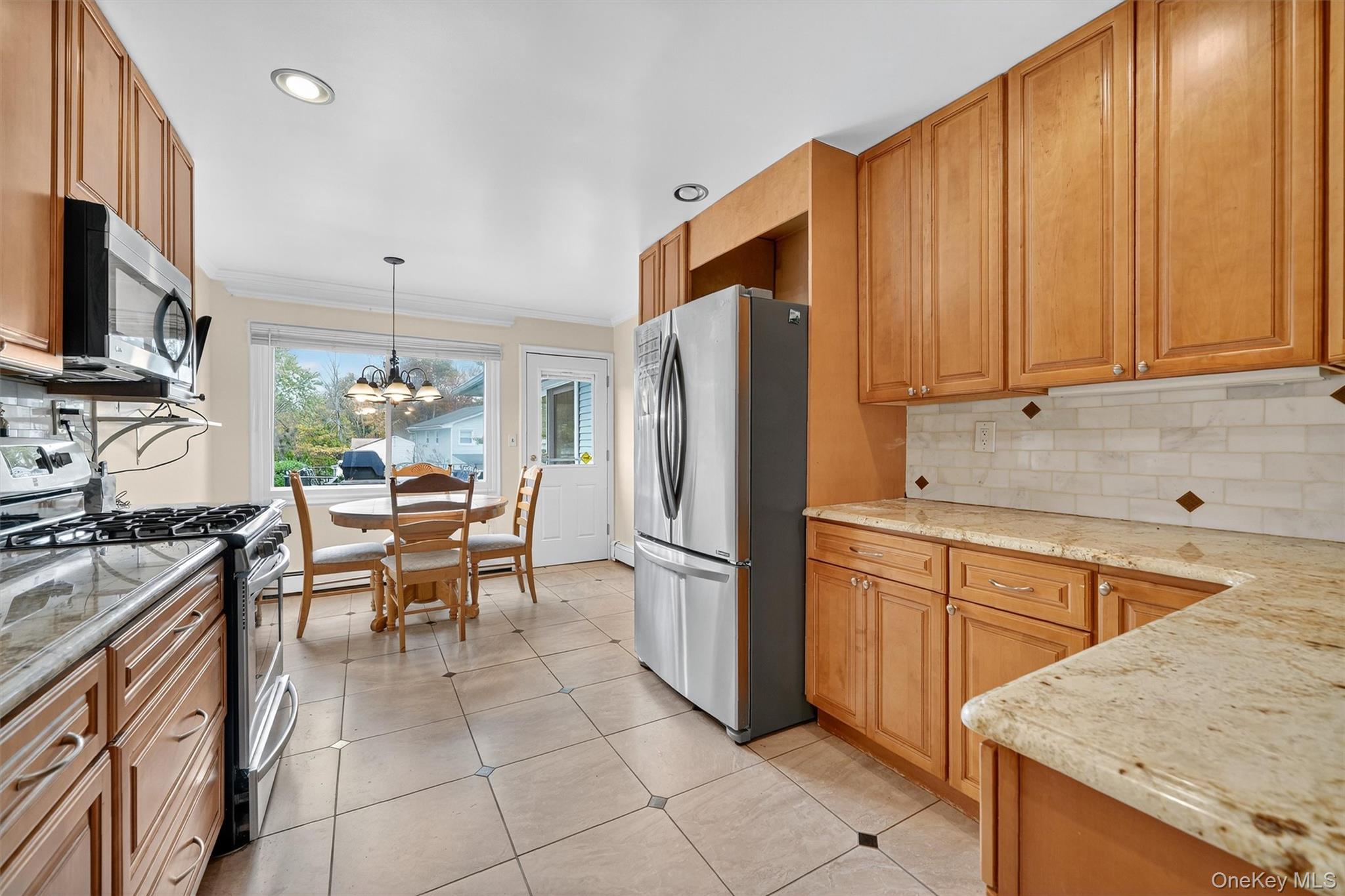 #12 photo, 177 Finmor Drive, White Plains , NY 10607