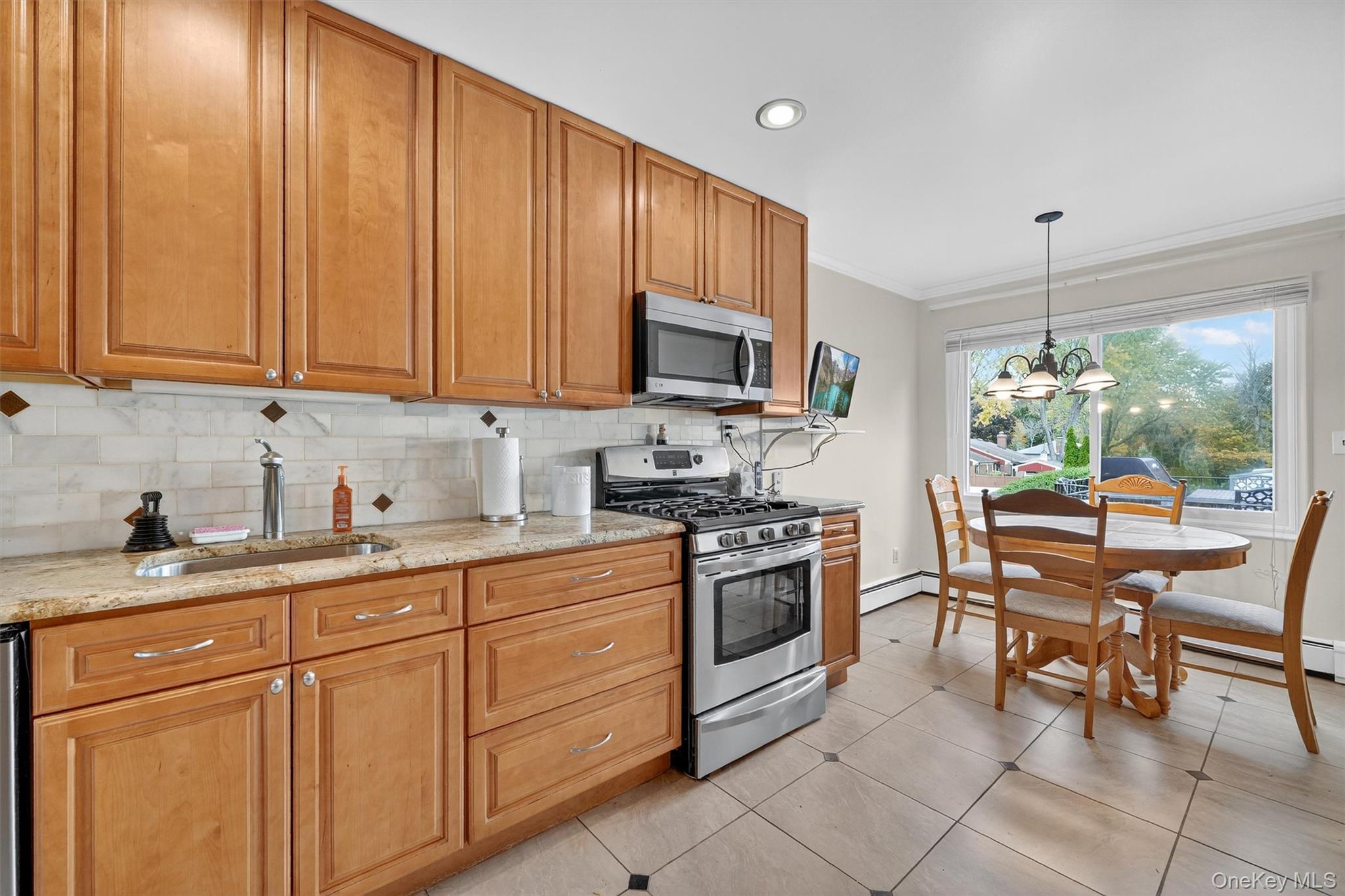 #13 photo, 177 Finmor Drive, White Plains , NY 10607