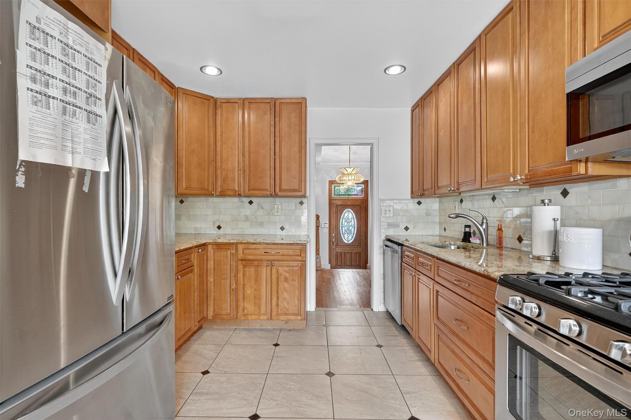 #17 photo, 177 Finmor Drive, White Plains , NY 10607