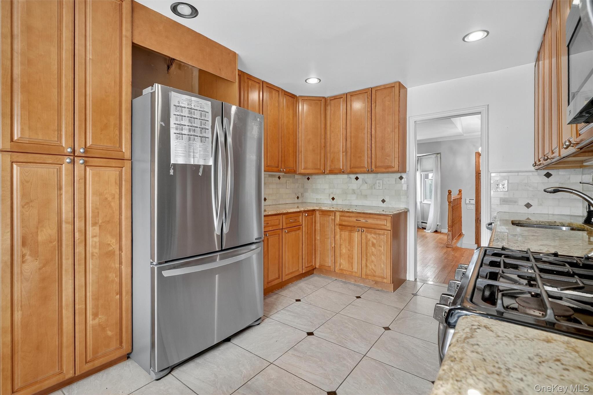 #18 photo, 177 Finmor Drive, White Plains , NY 10607