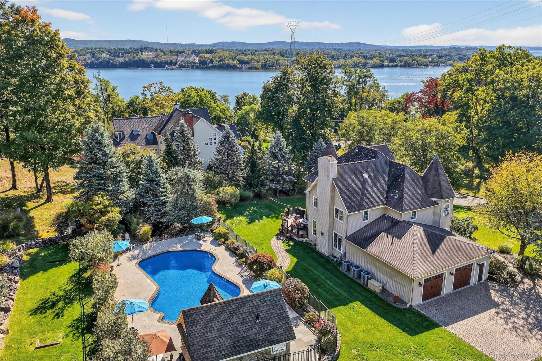 #3 photo, 6 Katavolos Drive, Tomkins Cove , NY 10986