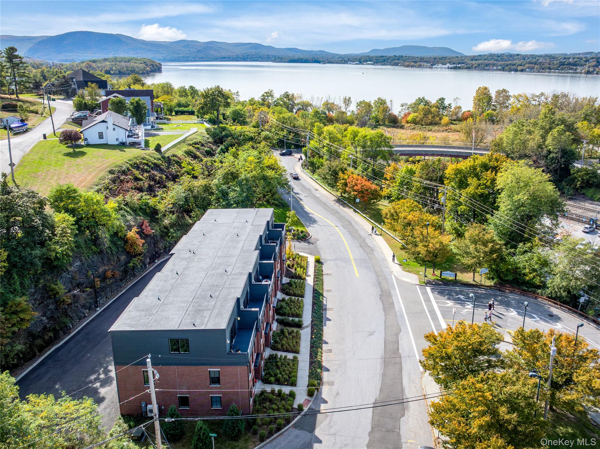 #1 photo, 10 Beekman Street, Beacon , NY 12508