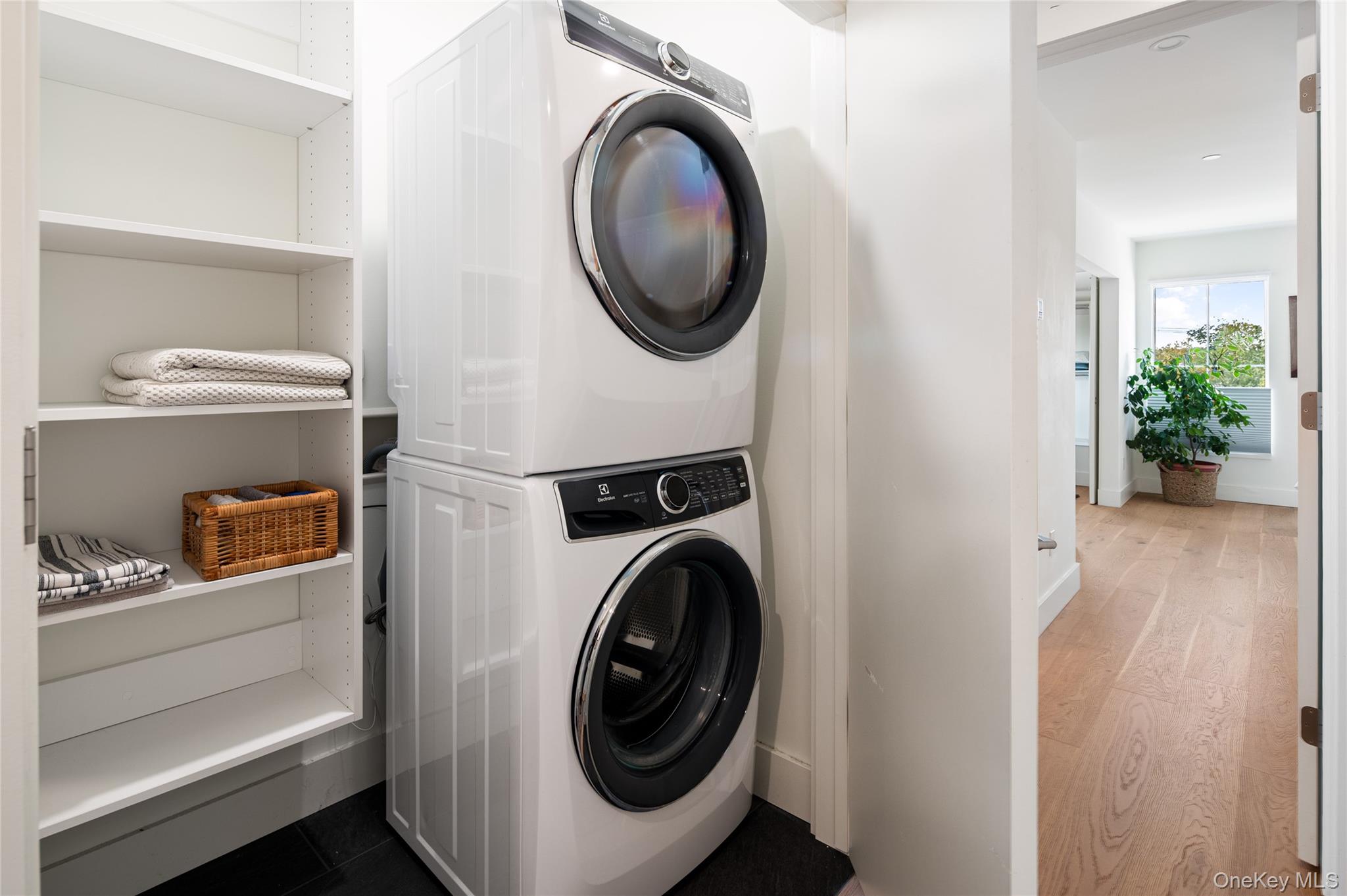 #19 photo, 10 Beekman Street, Beacon , NY 12508