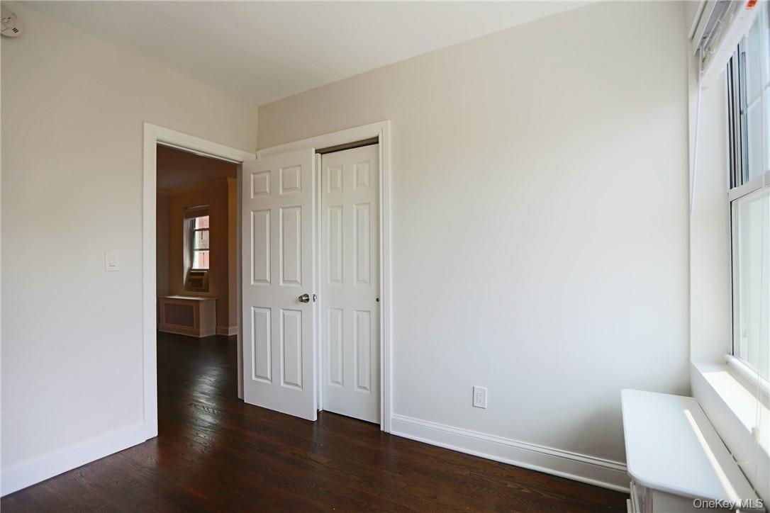 #14 photo, 196 Martine Avenue, White Plains , NY 10601