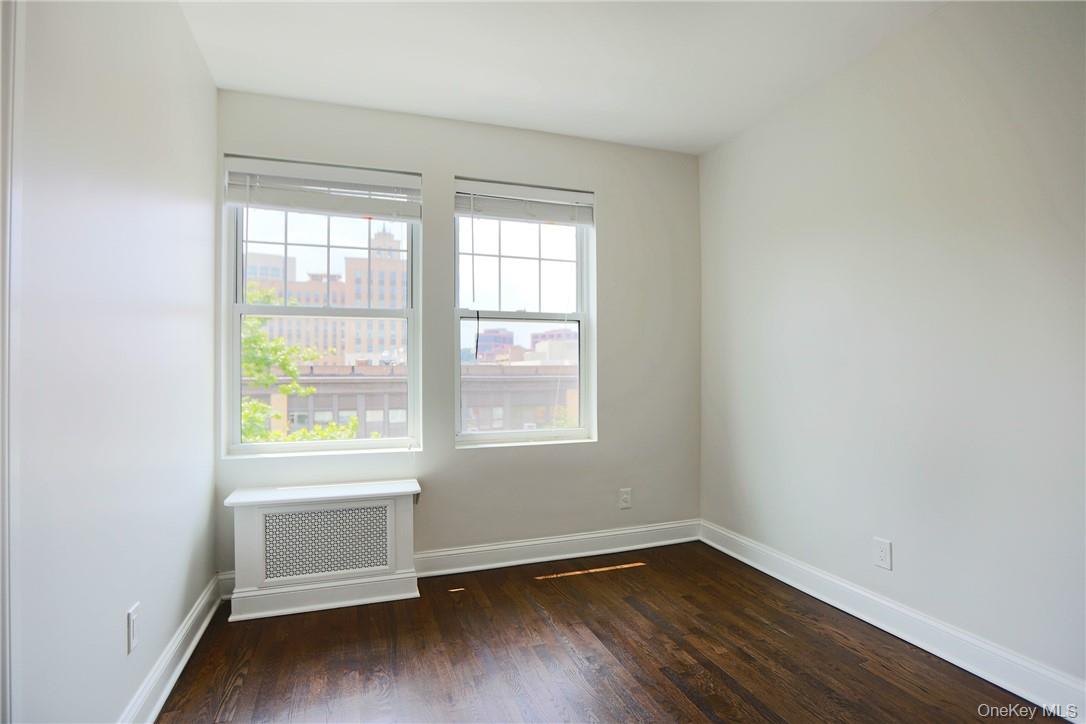 #15 photo, 196 Martine Avenue, White Plains , NY 10601