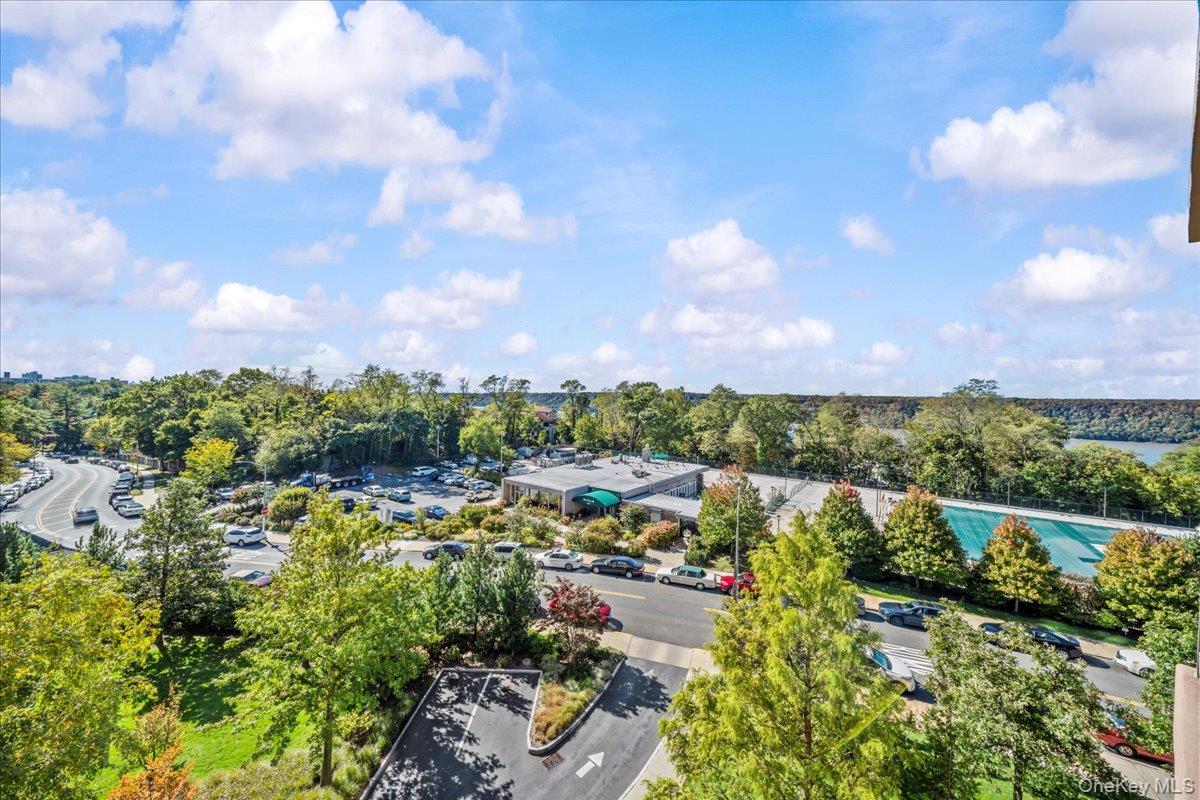 #12 photo, 5700 Arlington Avenue, Bronx , NY 10471