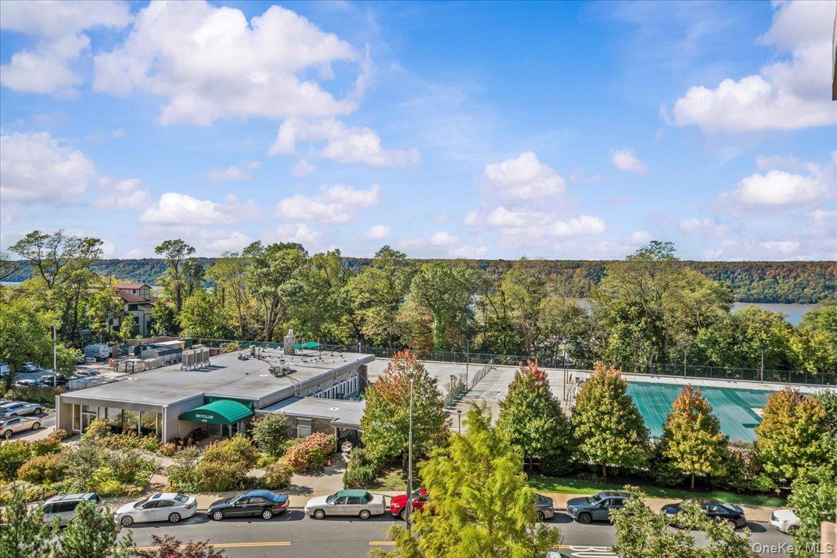 #13 photo, 5700 Arlington Avenue, Bronx , NY 10471