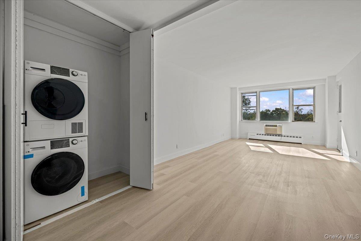 #7 photo, 5700 Arlington Avenue, Bronx , NY 10471