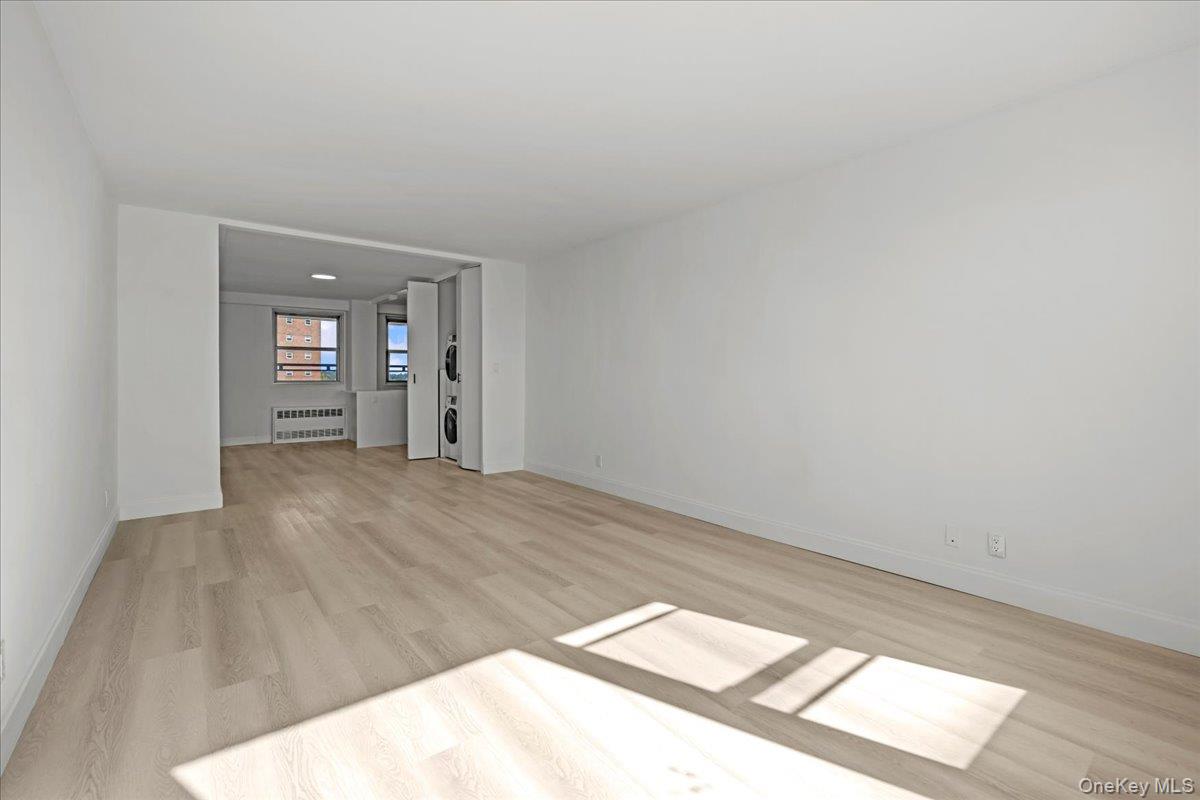 #8 photo, 5700 Arlington Avenue, Bronx , NY 10471