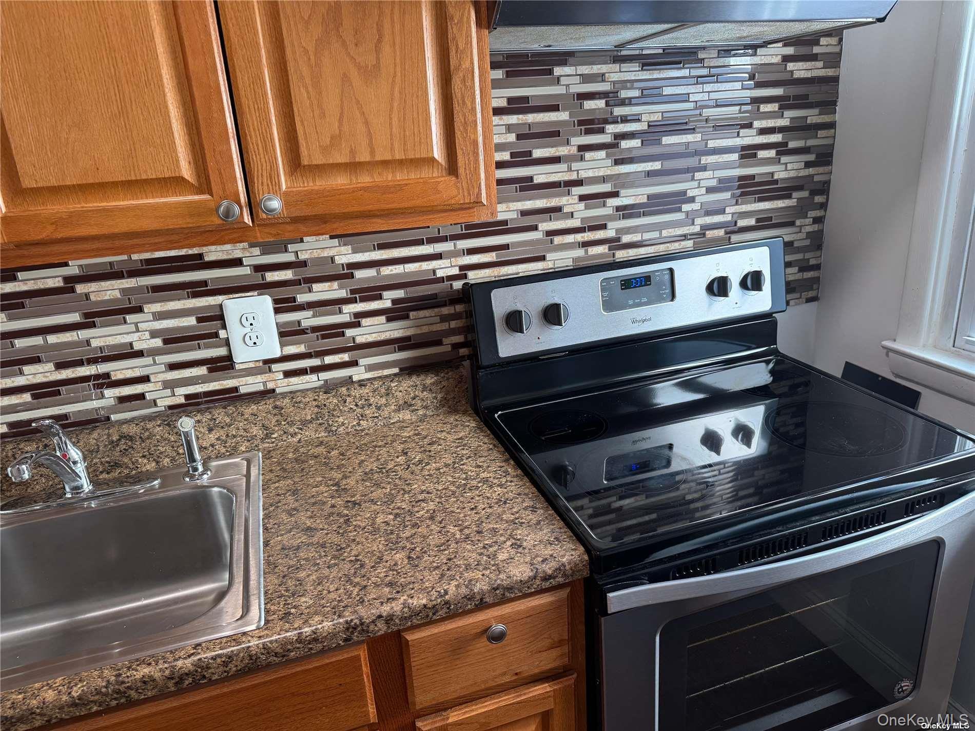 #2 photo, 109 E. Main Street, サフォーク郡 Smithtown , NY 11787