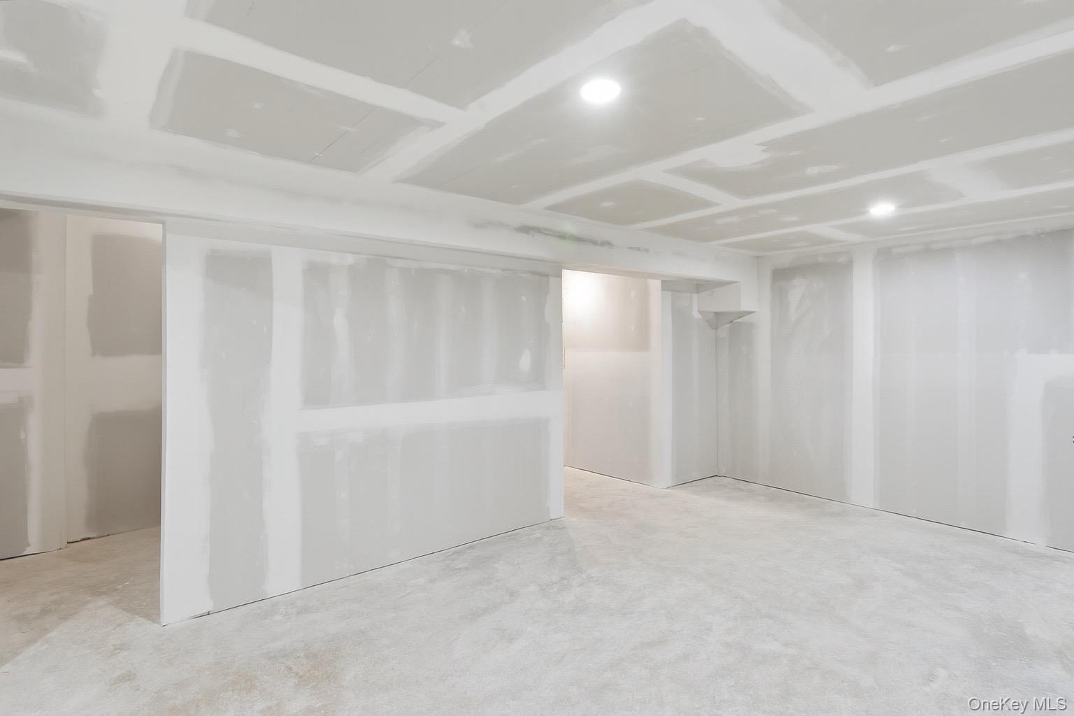 #12 photo, 27 Pinewood Dr, サフォーク郡 Shirley , NY 11967