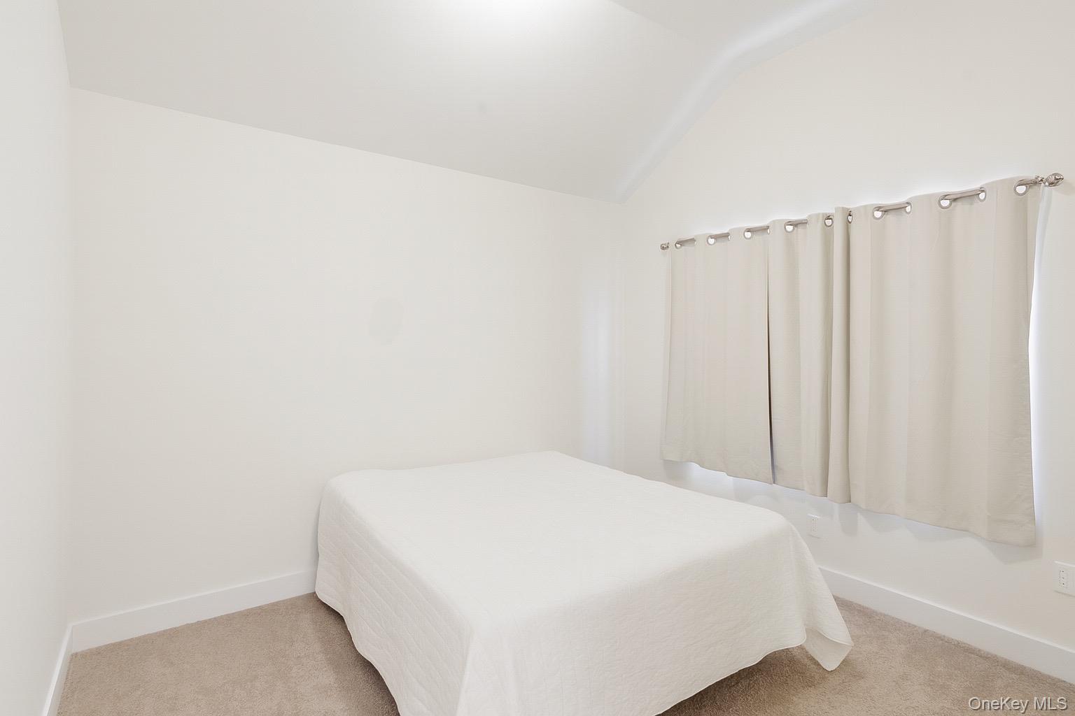 #14 photo, 27 Pinewood Dr, サフォーク郡 Shirley , NY 11967