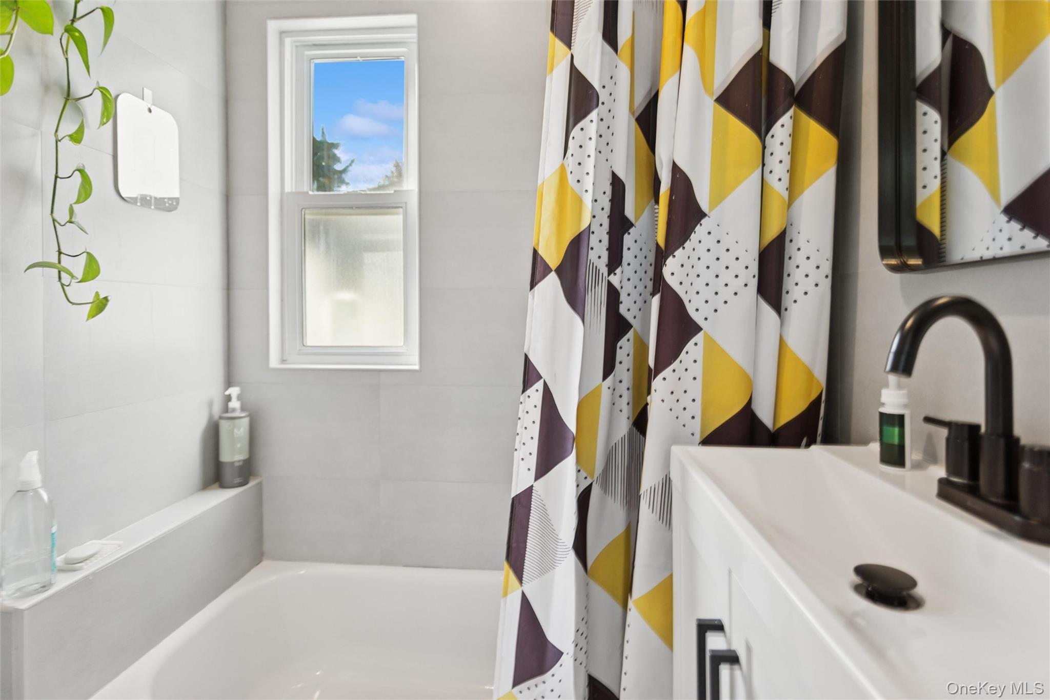 #17 photo, 436 W Walnut Street, ナッソー郡 Long Beach , NY 11561