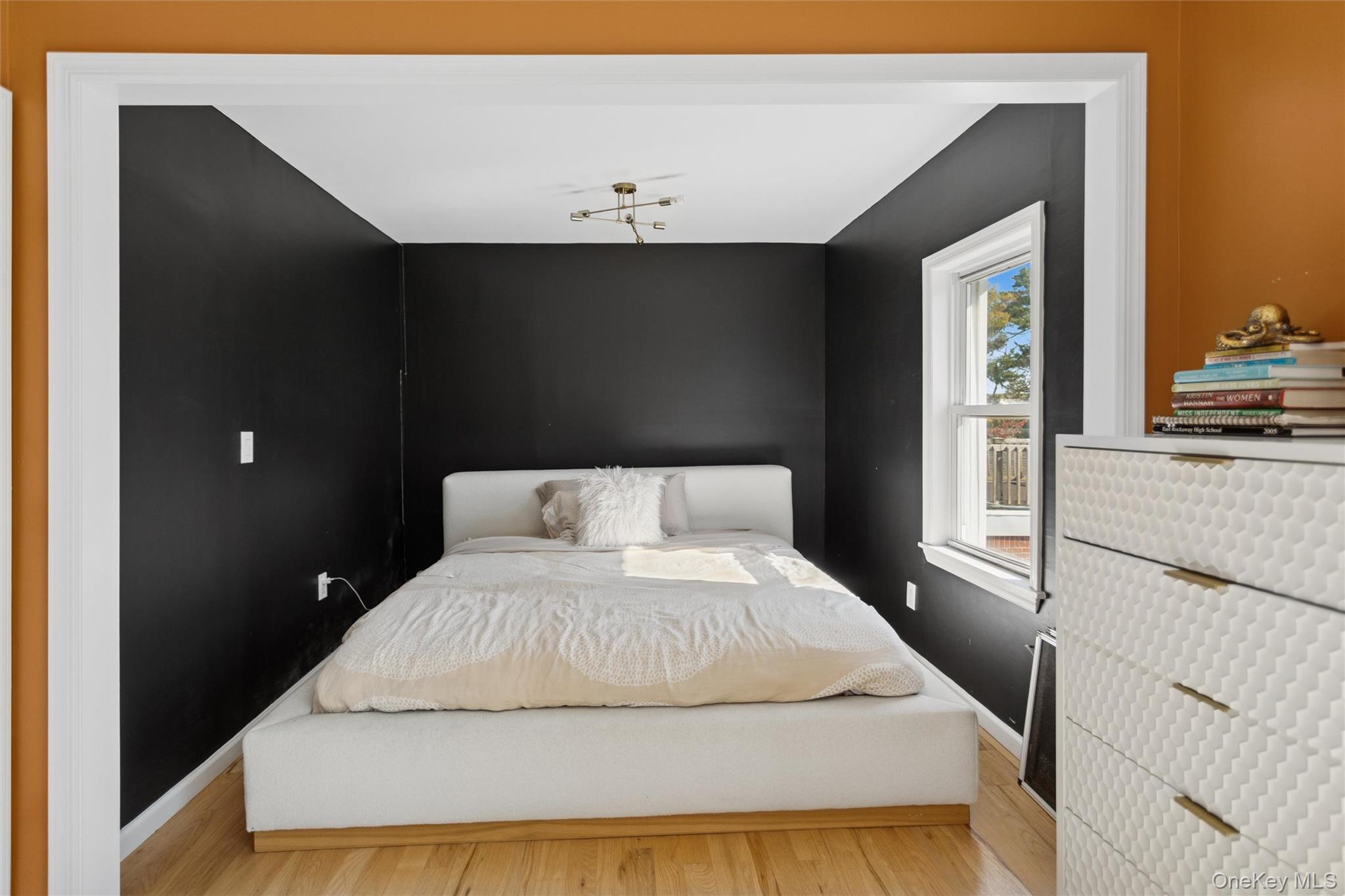 #20 photo, 436 W Walnut Street, ナッソー郡 Long Beach , NY 11561