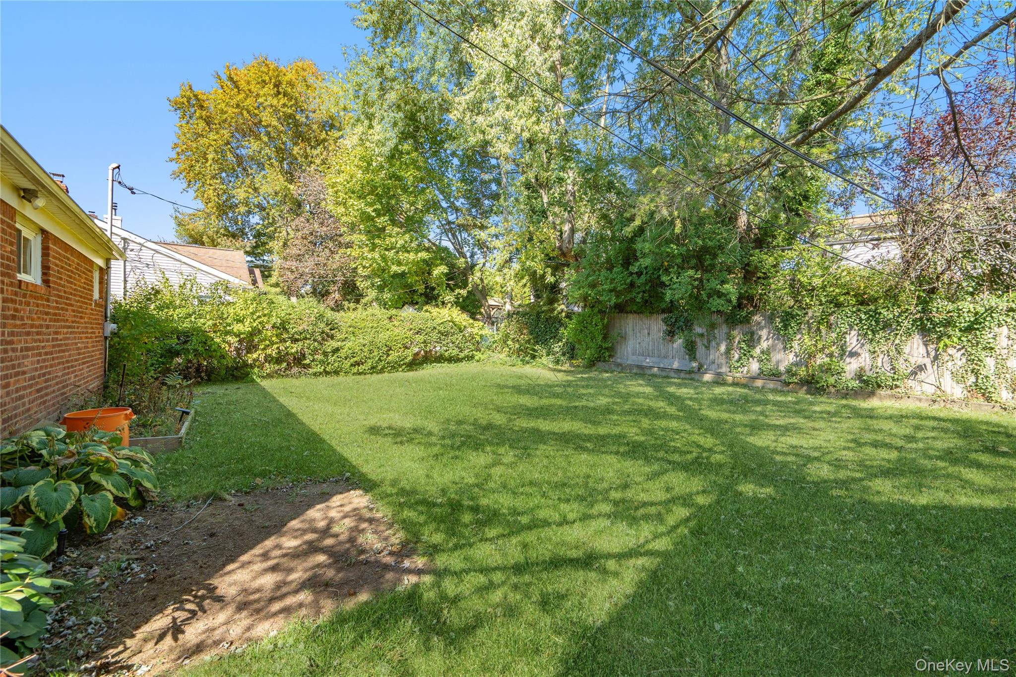 #17 photo, 16 Forte Avenue, Old Bethpage , NY 11804