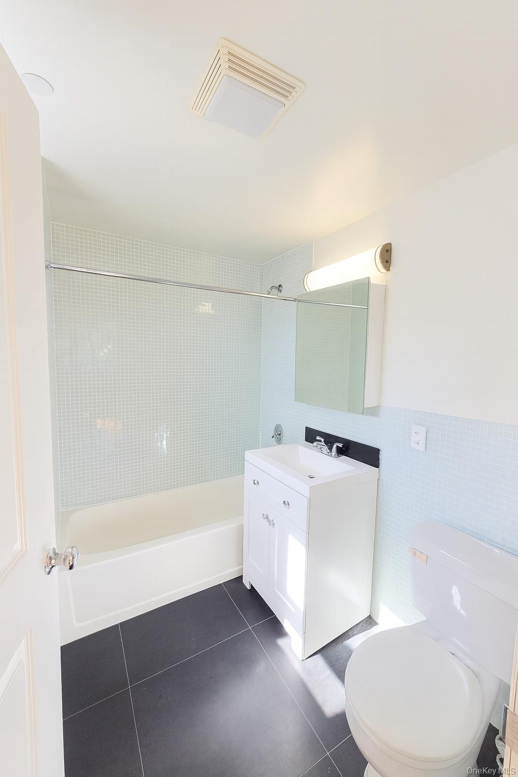 #10 photo, 60-70 Woodhaven Boulevard, Elmhurst , NY 11373