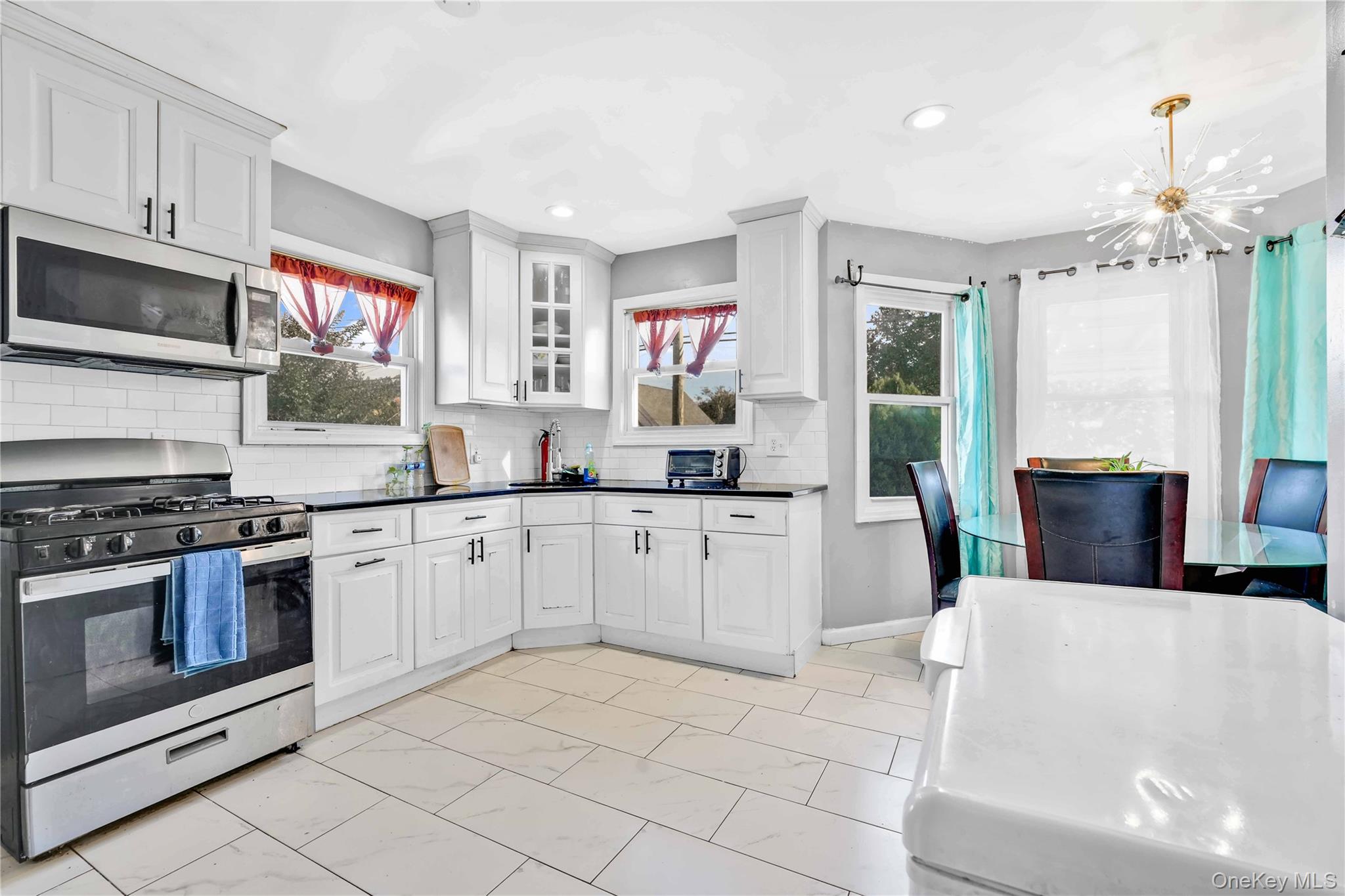 #9 photo, 115-44 237 Street, ナッソー郡 Elmont , NY 11003