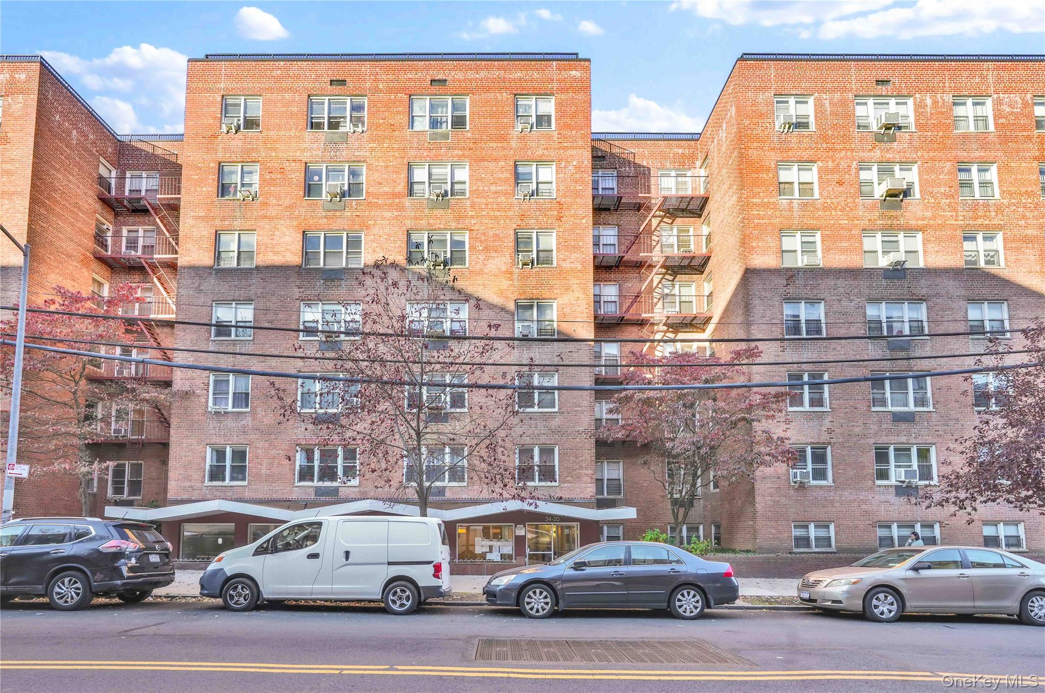 #16 photo, 34-20 parsons Boulevard, Flushing , NY 11354