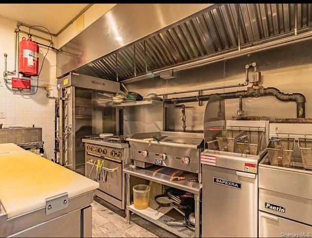 #6 photo, 225 Rockaway Avenue, Brooklyn , NY 11233