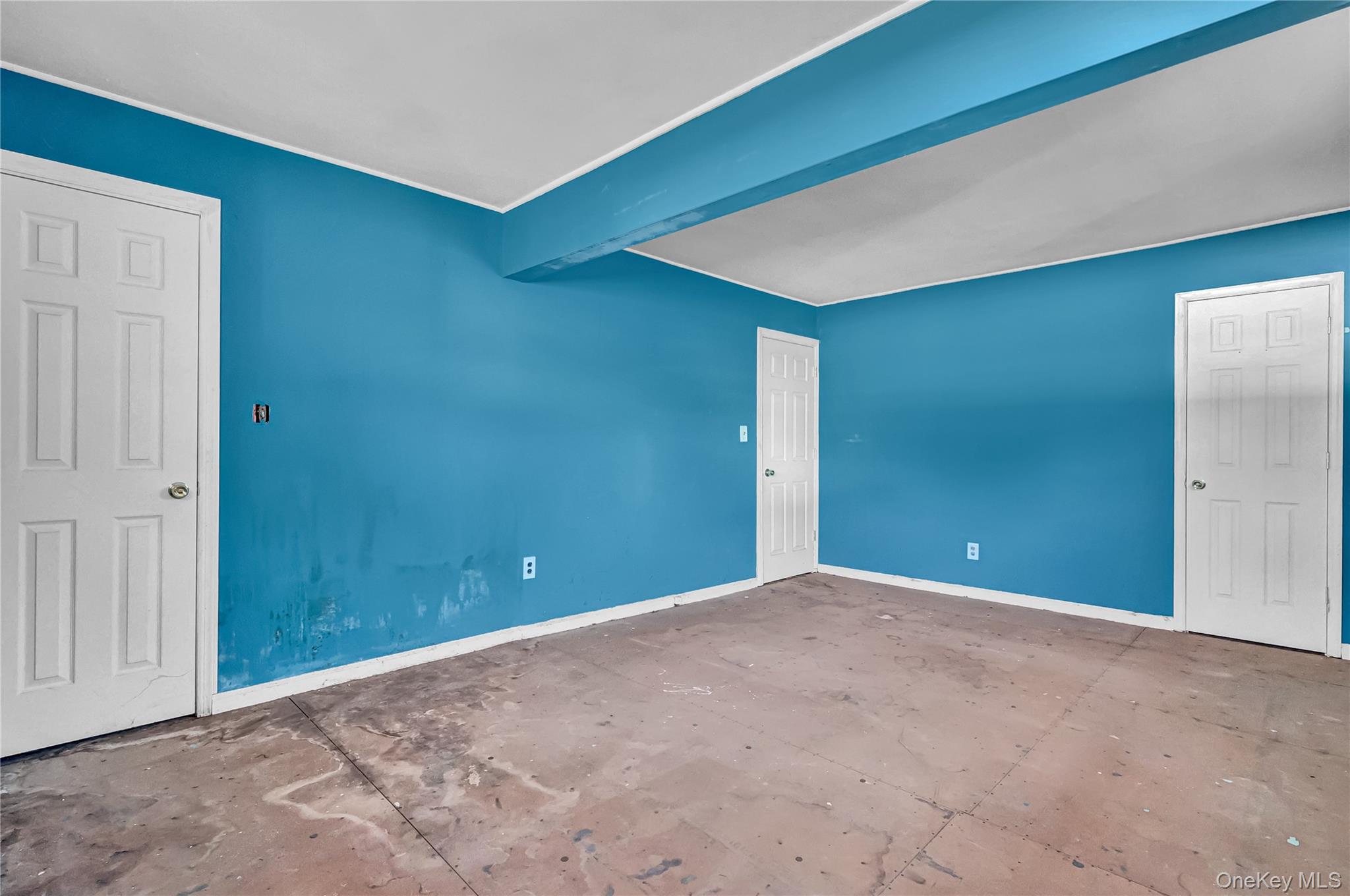 #11 photo, 34 Croydon Road, サフォーク郡 Amityville , NY 11701