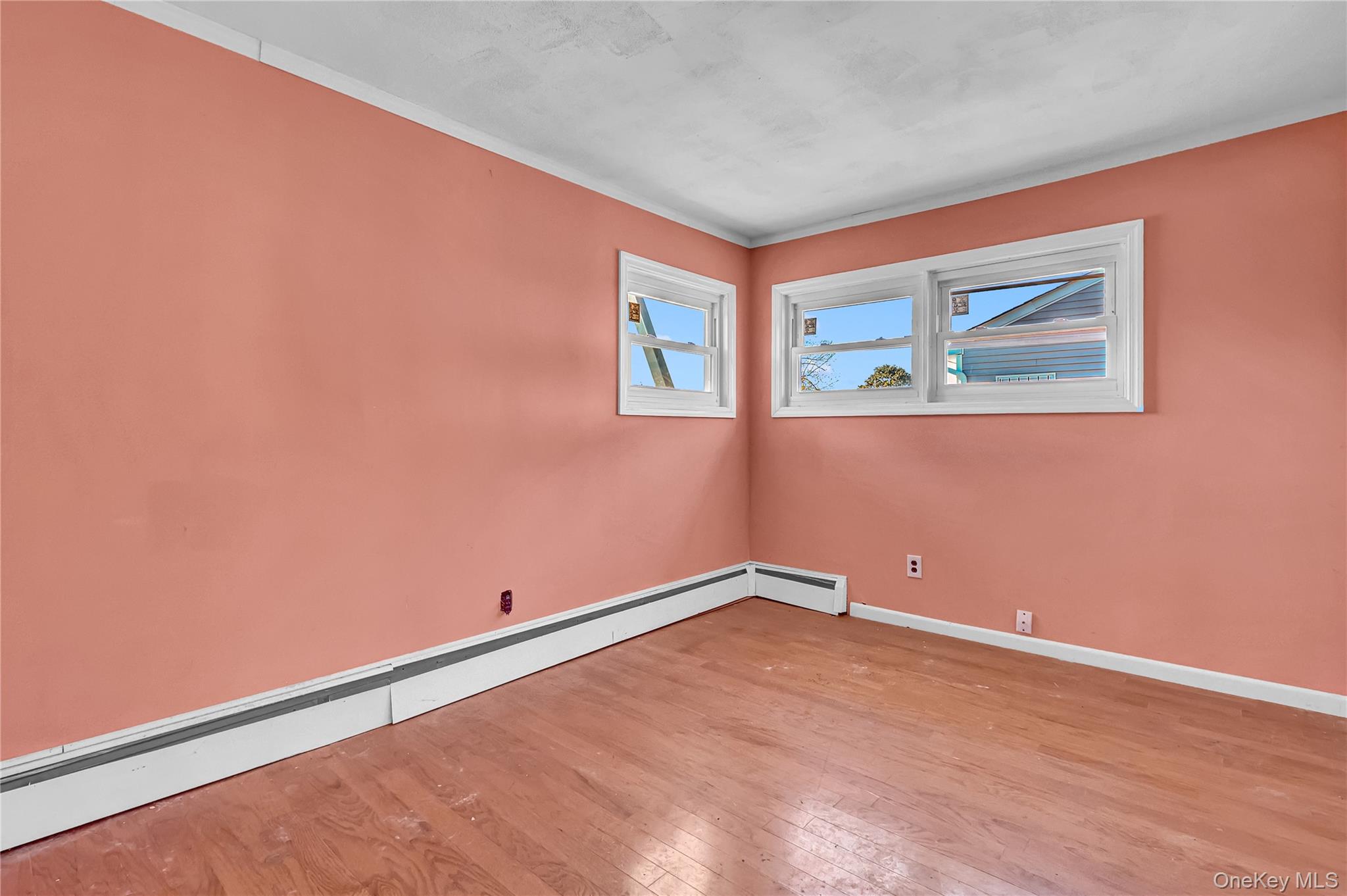 #8 photo, 34 Croydon Road, サフォーク郡 Amityville , NY 11701