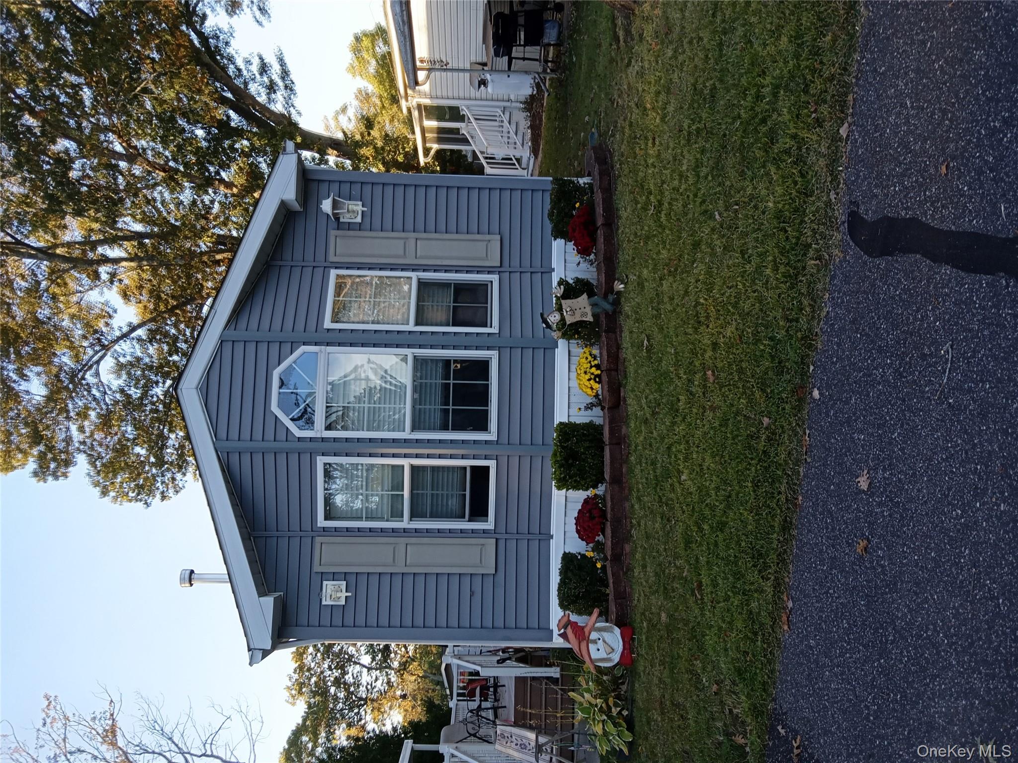 #1 photo, 1661 OLD COUNTRY, サフォーク郡 Riverhead , NY 11901