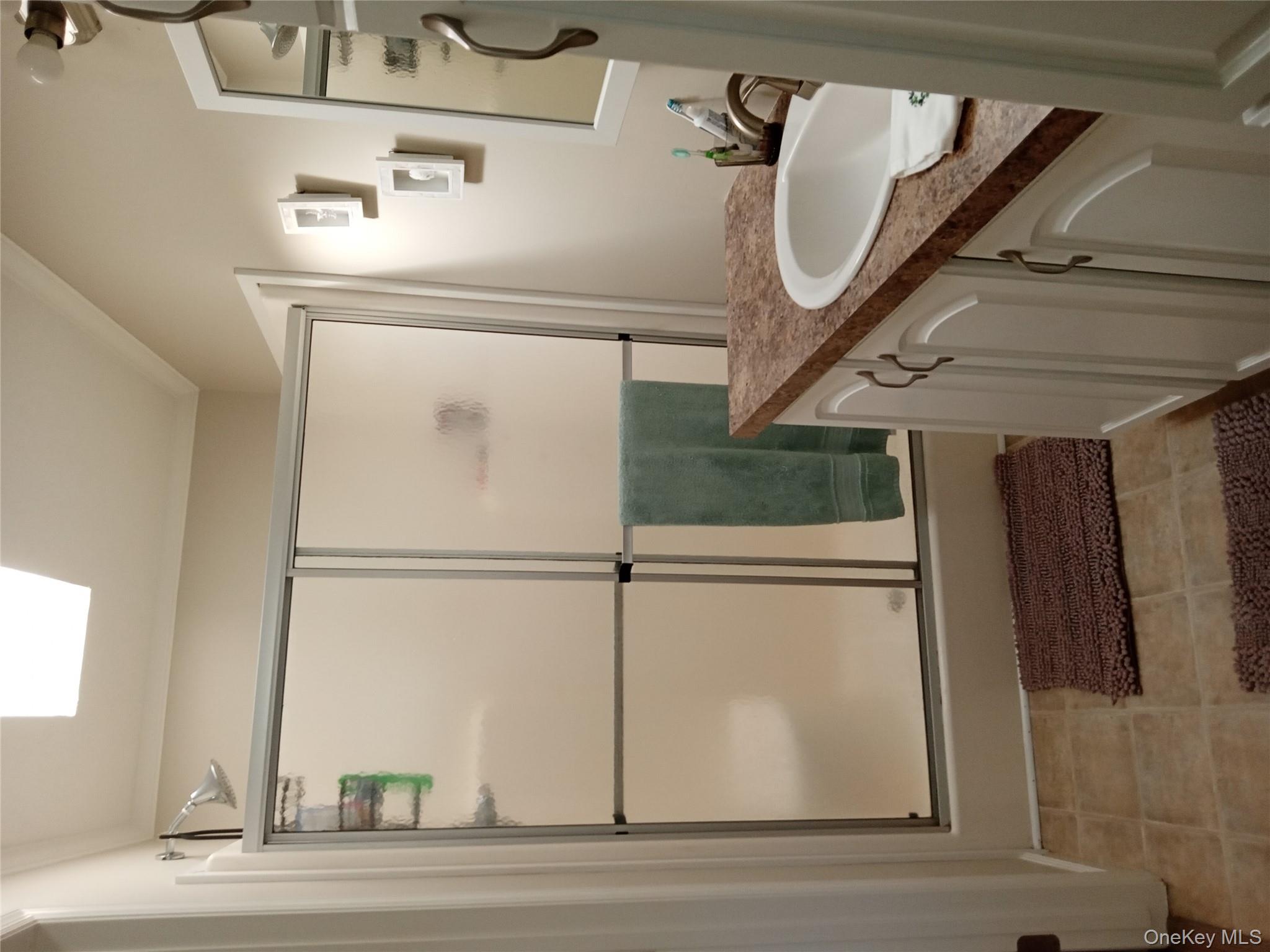 #6 photo, 1661 OLD COUNTRY, サフォーク郡 Riverhead , NY 11901