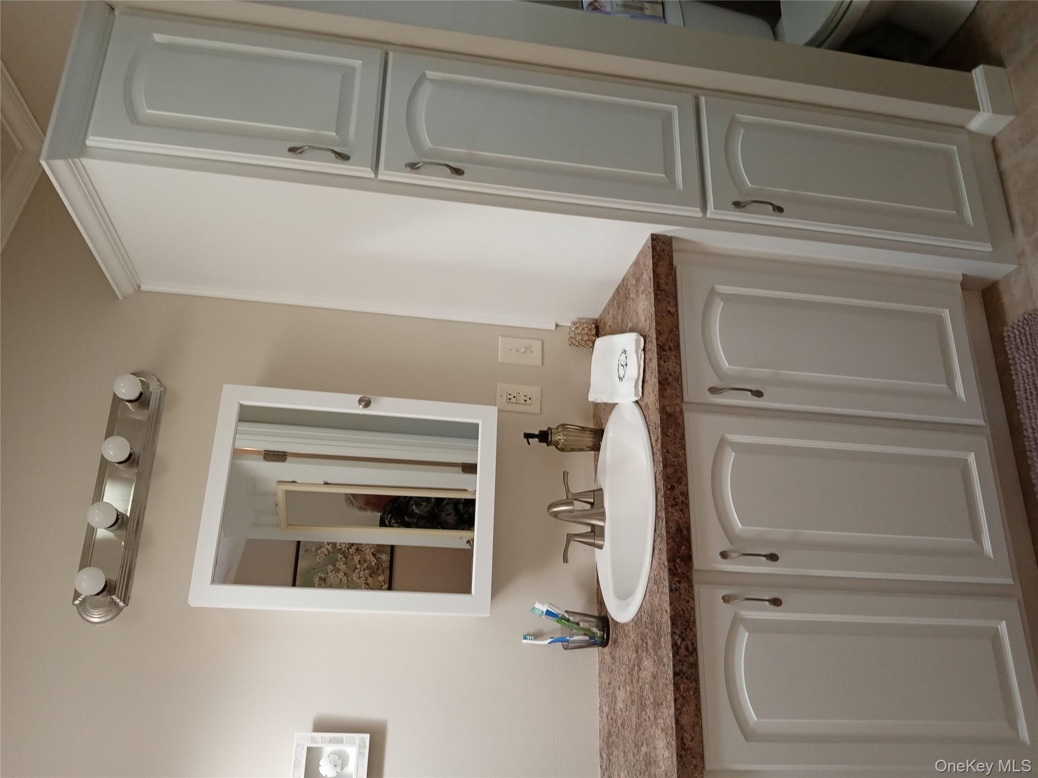 #8 photo, 1661 OLD COUNTRY, サフォーク郡 Riverhead , NY 11901