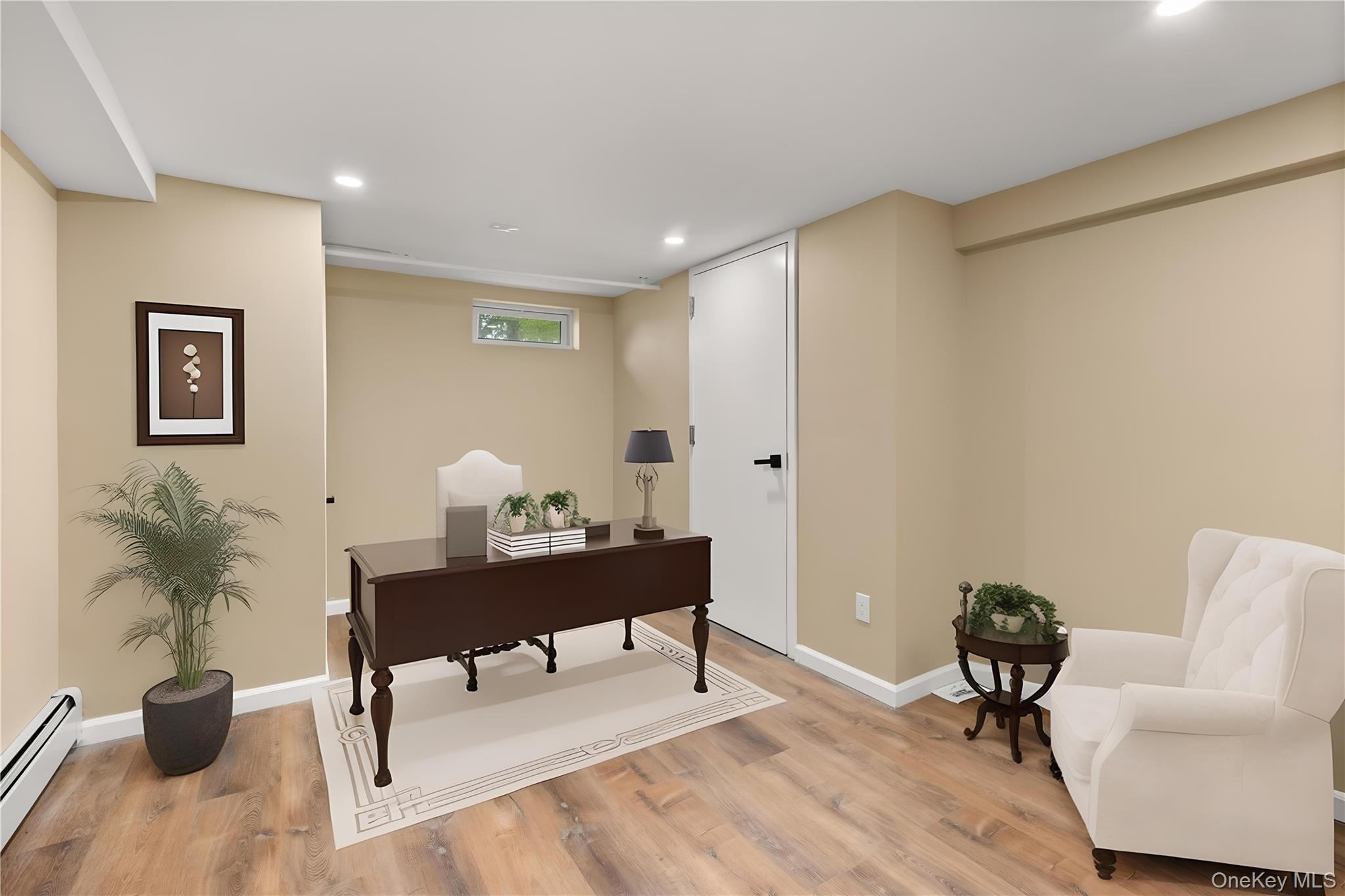 #18 photo, 104 E Gates Avenue, サフォーク郡 Lindenhurst , NY 11757