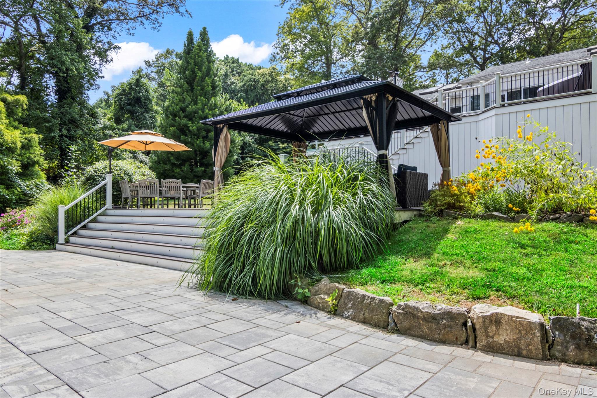 #6 photo, 17 Plane Tree Lane, Dix Hills , NY 11746