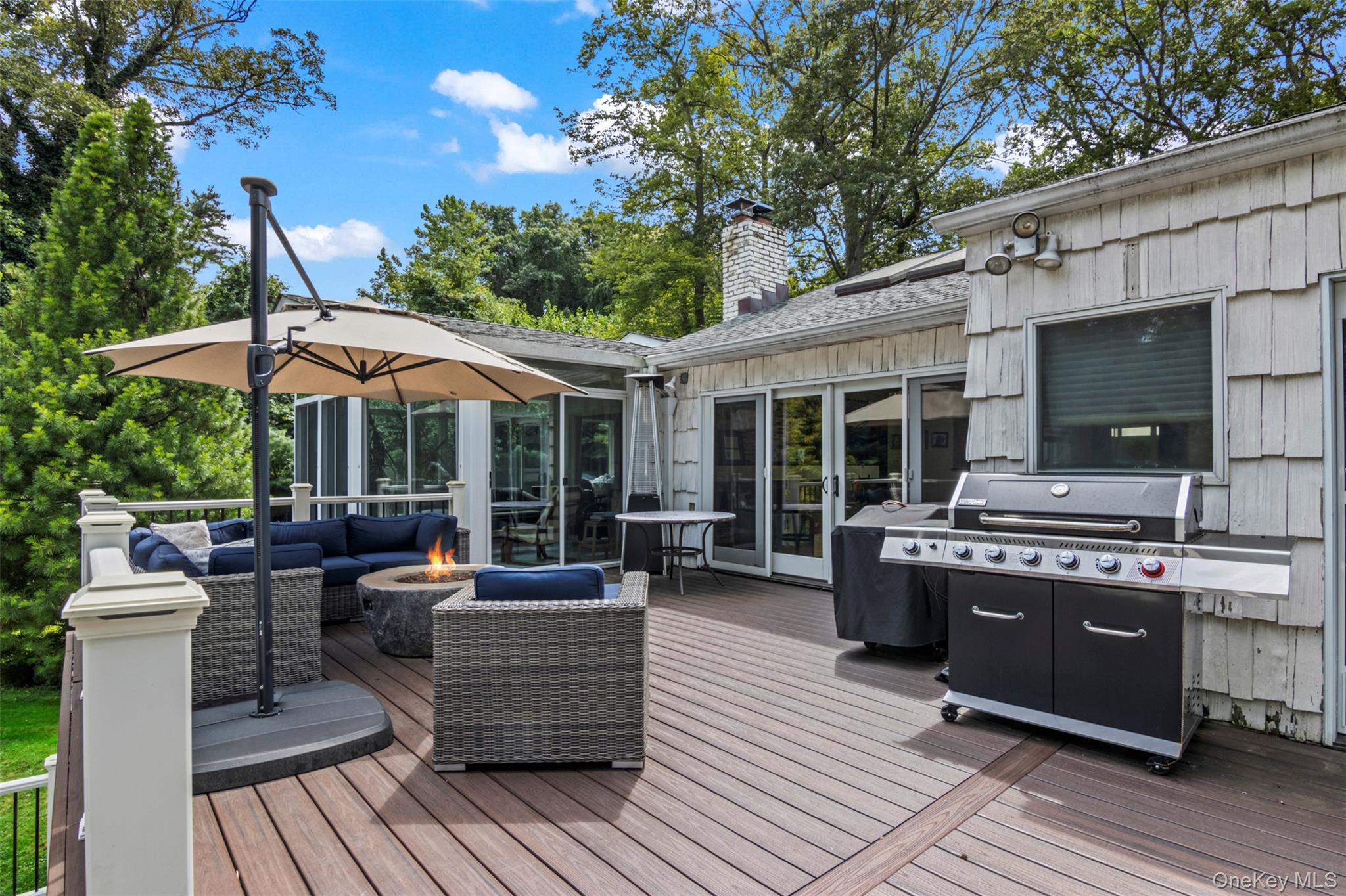 #9 photo, 17 Plane Tree Lane, Dix Hills , NY 11746