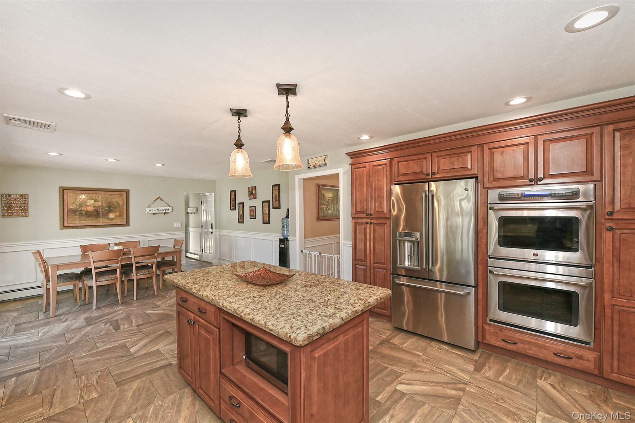 #9 photo, 10 Burnham Lane, サフォーク郡 Dix Hills , NY 11746