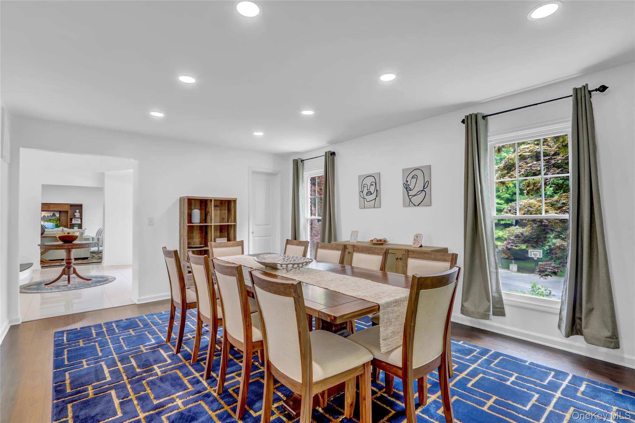 #15 photo, 4 Shoreview Circle, Pelham , NY 10803