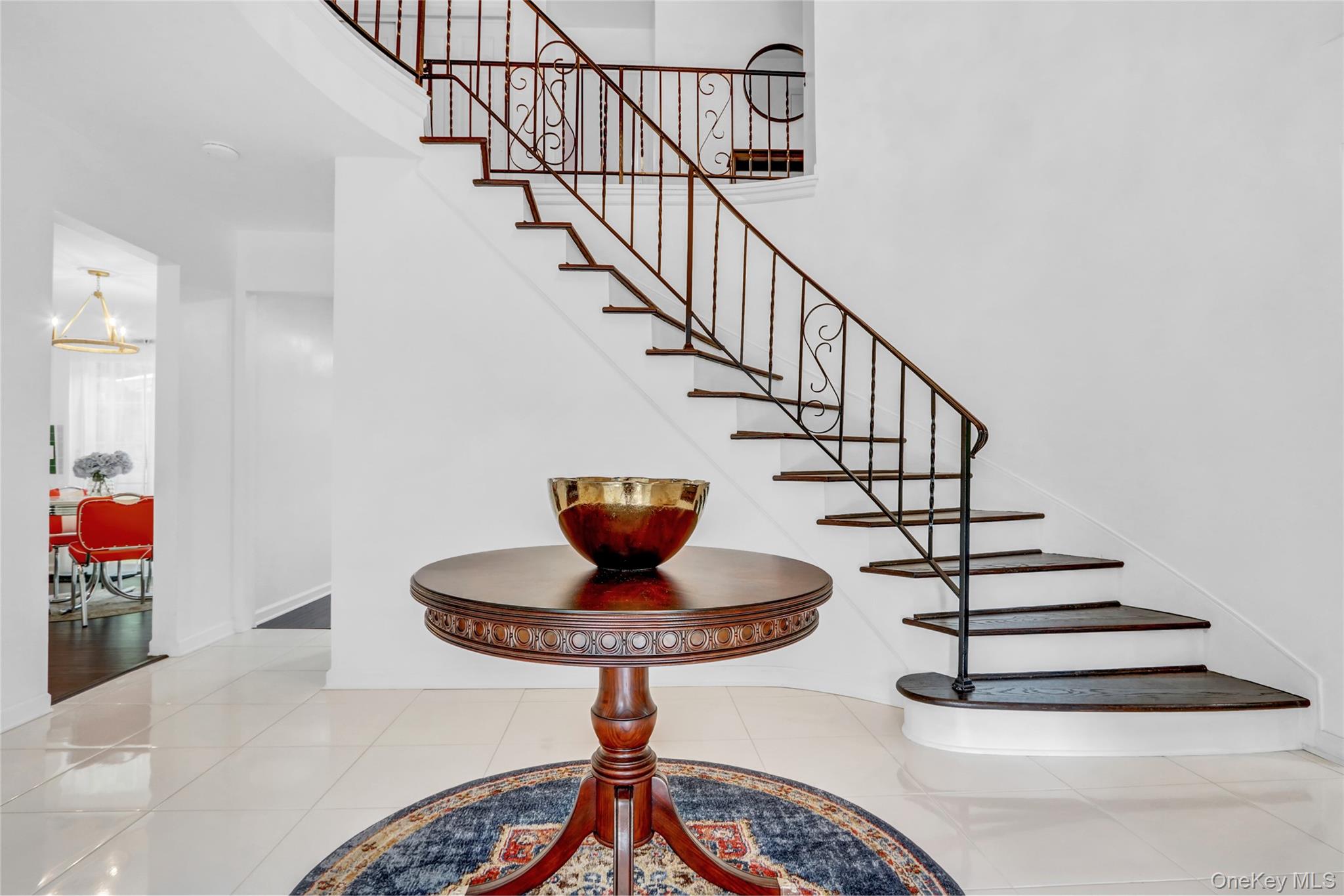 #4 photo, 4 Shoreview Circle, Pelham , NY 10803