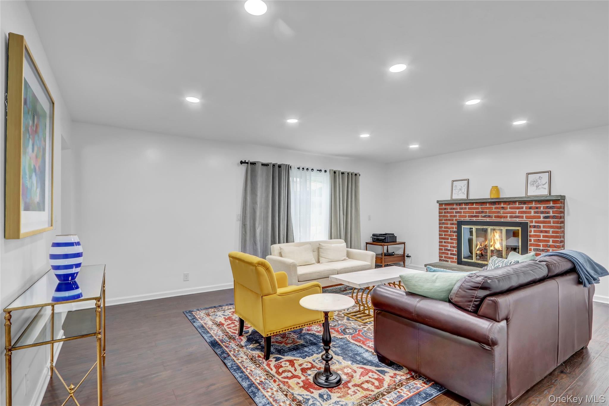 #7 photo, 4 Shoreview Circle, Pelham , NY 10803