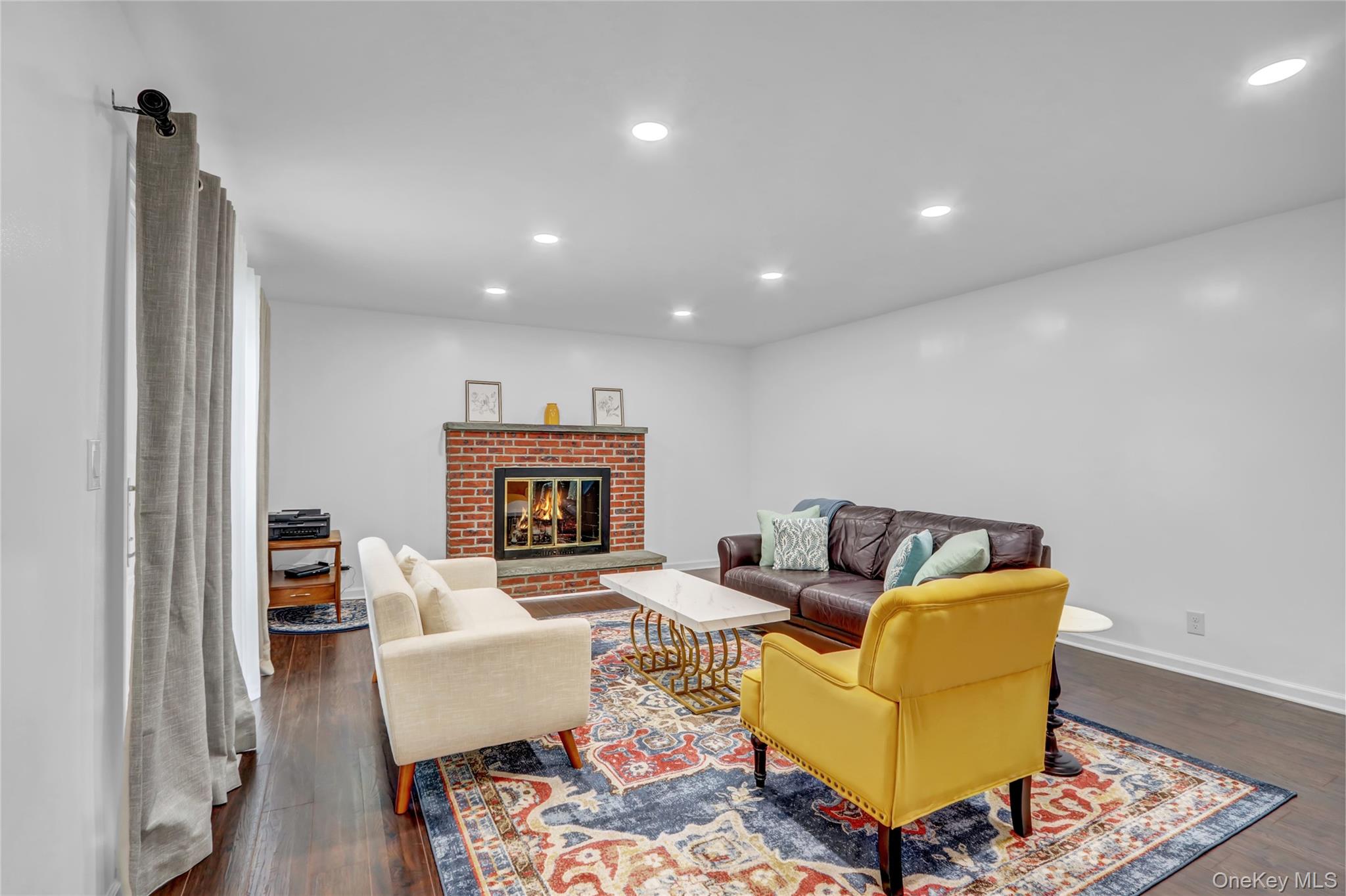 #8 photo, 4 Shoreview Circle, Pelham , NY 10803