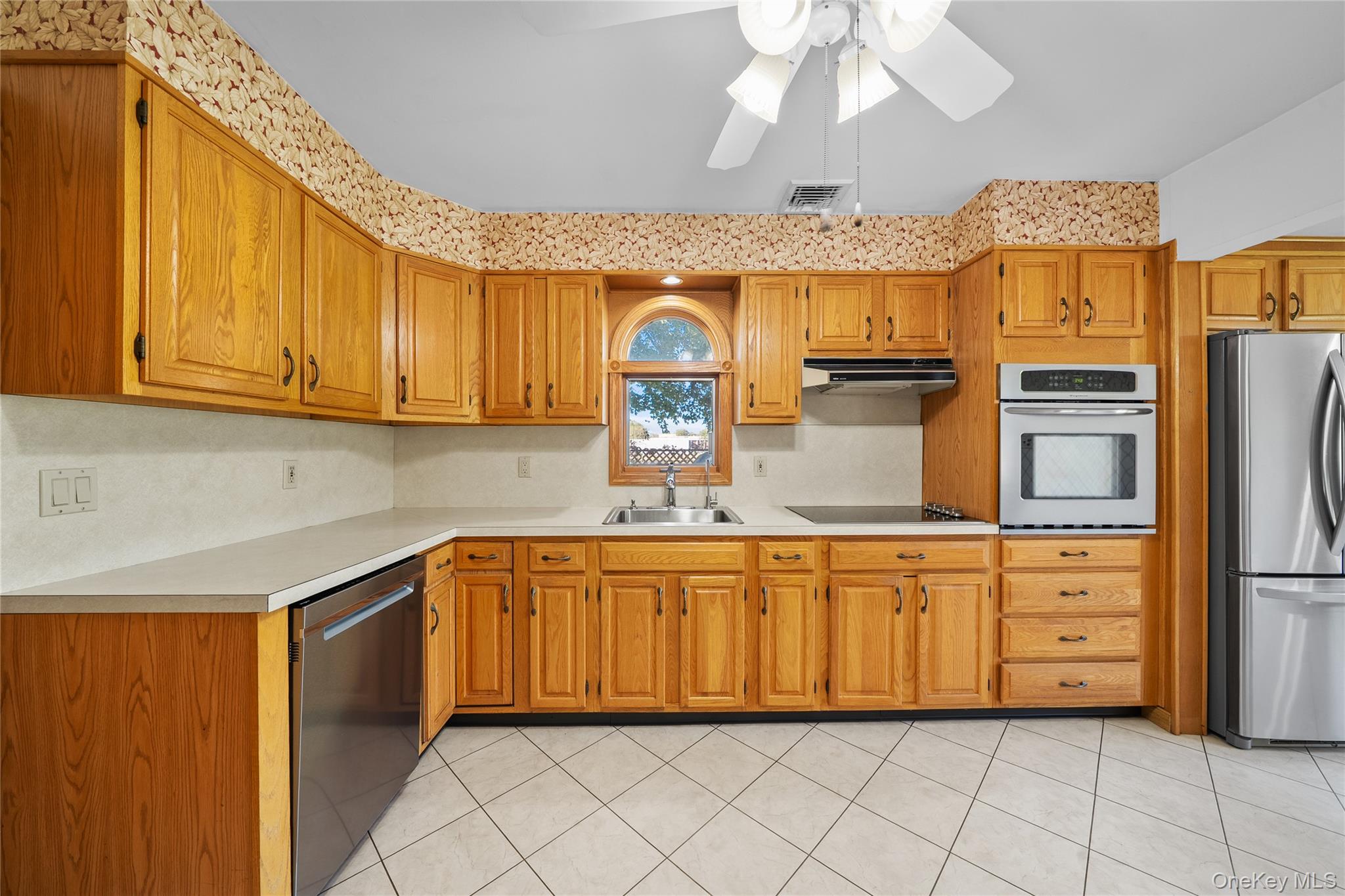 #12 photo, 261 Johnson Avenue, サフォーク郡 Sayville , NY 11782