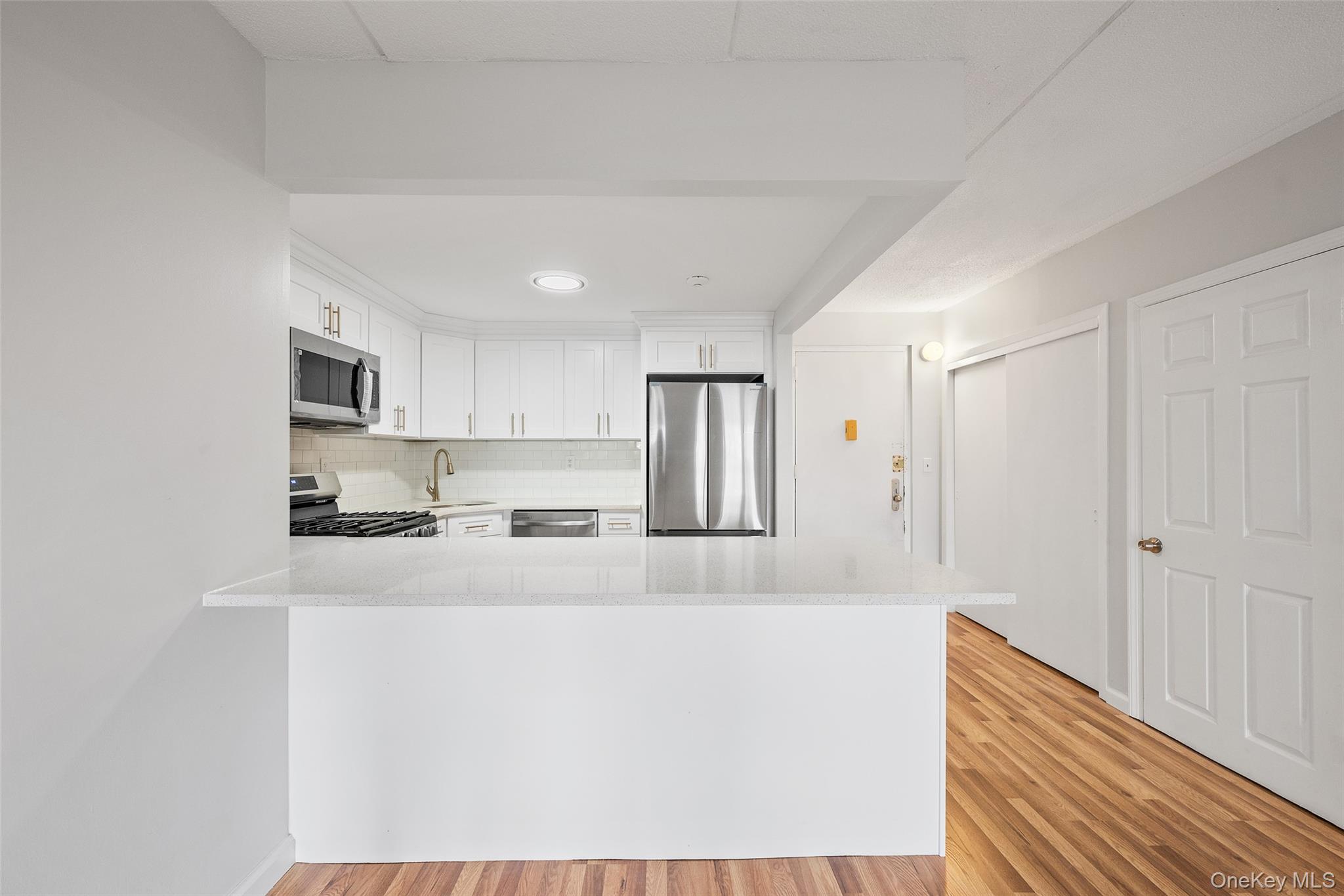 #4 photo, 1376 Midland Avenue, ブロンクス区 Bronxville , NY 10708