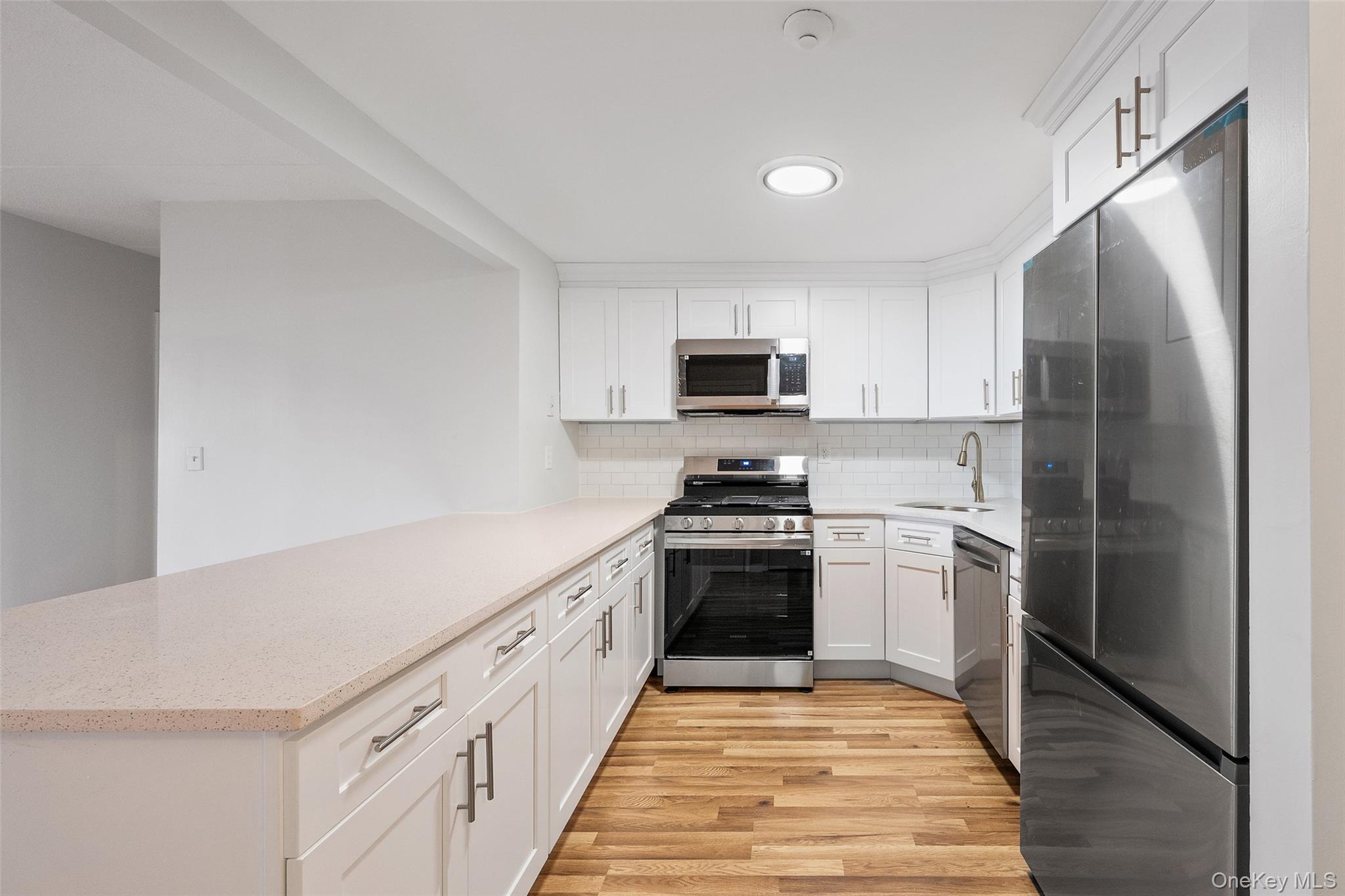 #5 photo, 1376 Midland Avenue, ブロンクス区 Bronxville , NY 10708