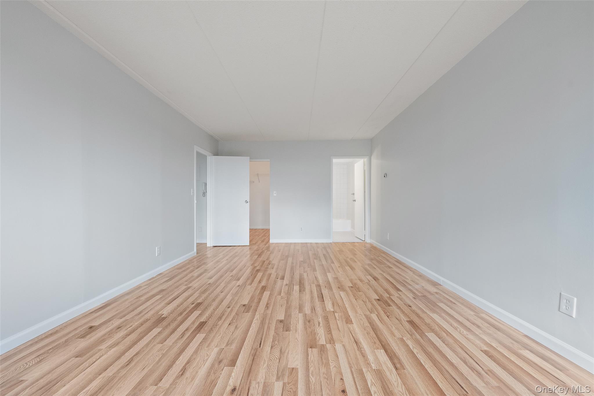 #8 photo, 1376 Midland Avenue, ブロンクス区 Bronxville , NY 10708