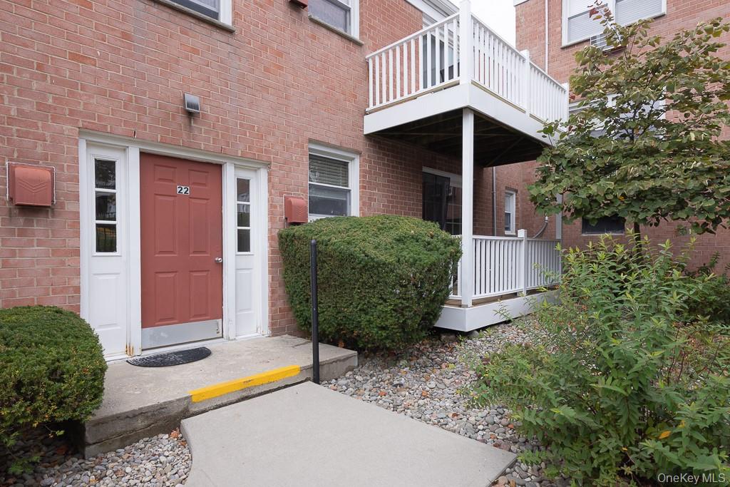 #7 photo, 22 Bon Aire Circle, Suffern , NY 10901