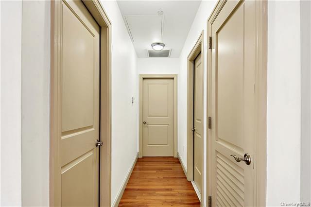 #11 photo, 543 Main Street, New Rochelle , NY 10801