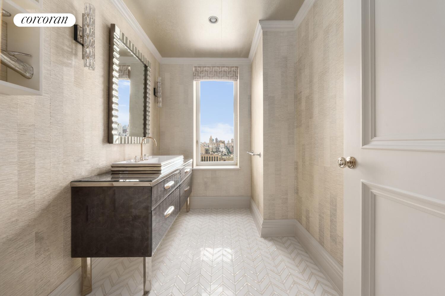 #10 photo, New York City, マンハッタン Lenox Hill , NY 10022