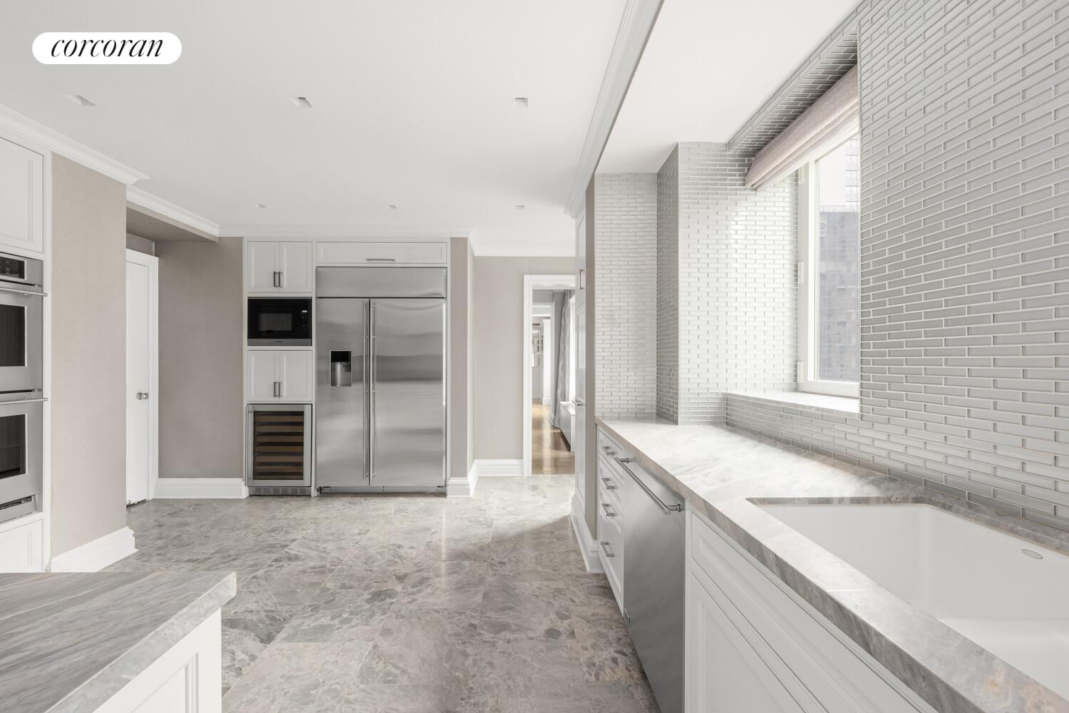 #12 photo, New York City, マンハッタン Lenox Hill , NY 10022